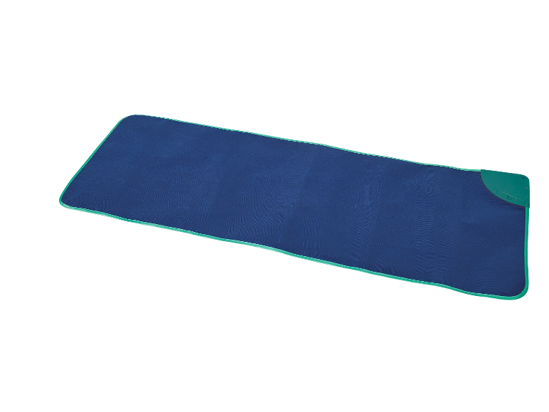 Tapis d'exercice bleu avec bordure et détails turquoise.