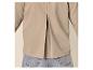 Chemise beige avec un pli dans le dos et un jean