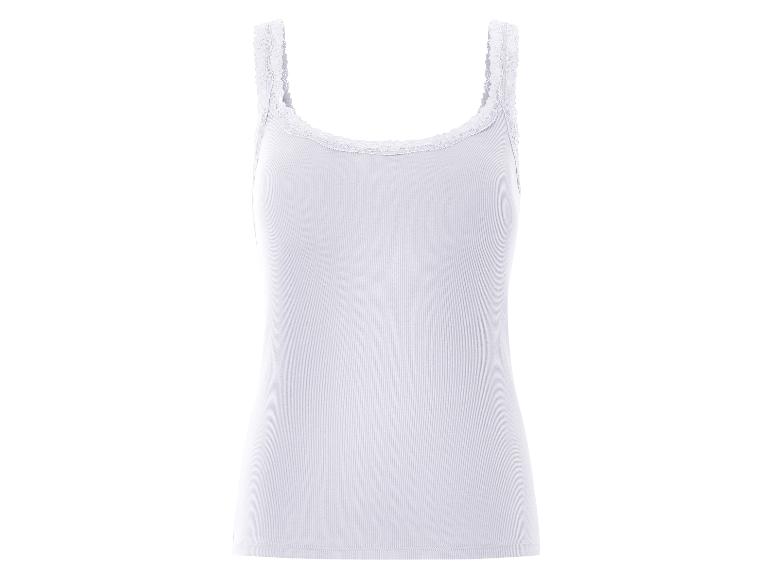 Top blanc sans manches avec des détails en dentelle.