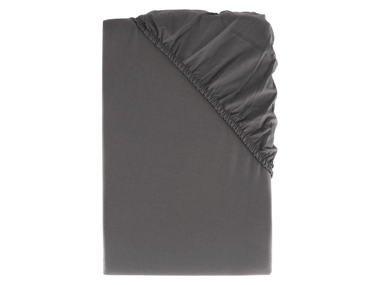 Protège-matelas gris en coton.
