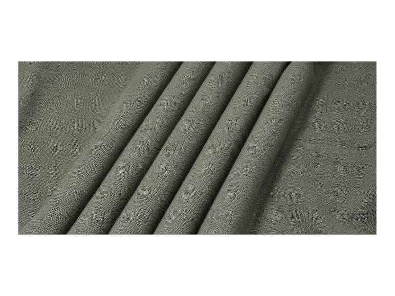 Tissu en lin vert olive avec des plis doux