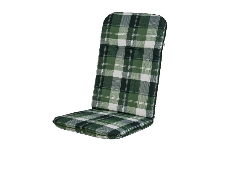Une housse de chaise à carreaux verts.
