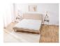 Deux matelas en mousse confort LIVARNO HOME sur un lit double.