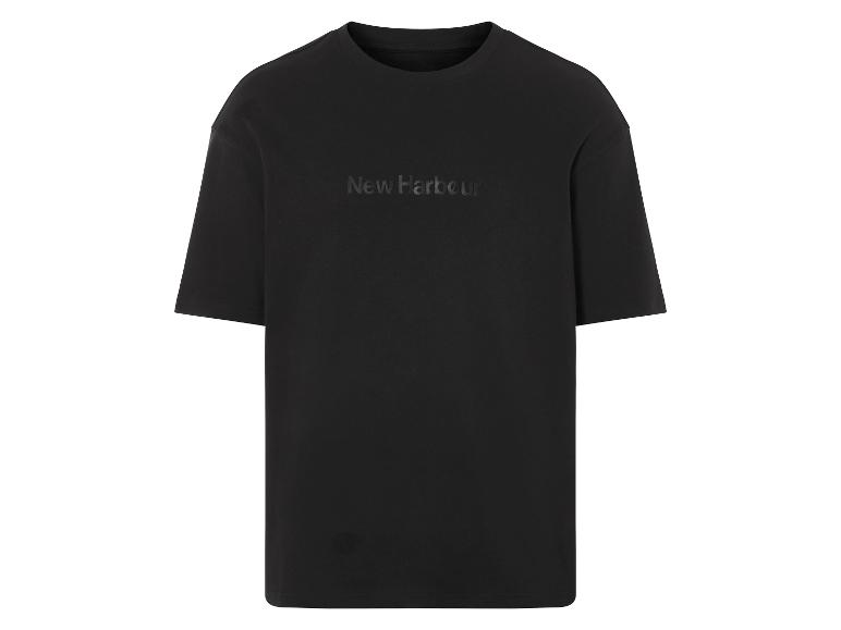 Un t-shirt noir avec le logo New Harbour.