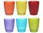 Six verres colorés avec un motif en losanges.