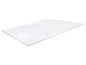 Un matelas blanc avec une texture ondulée matelassée.