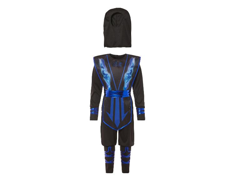 Un costume de ninja noir avec des détails bleus.
