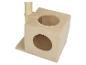 Tour à chat beige avec plateforme et deux cachettes.