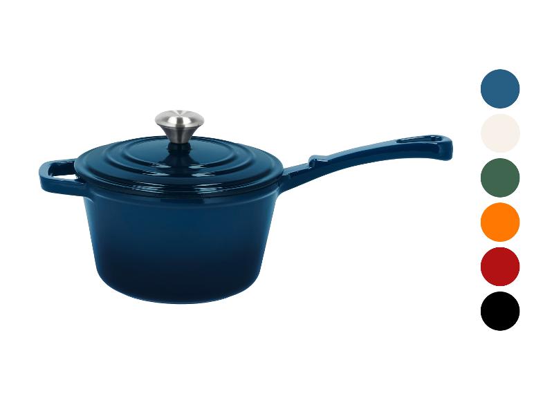 Casserole émaillée bleue avec couvercle et poignée, avec des échantillons de couleur.