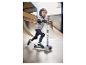 Scooter, protections et casque pour enfant.