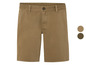 Shorts chino beiges avec deux options de couleur.