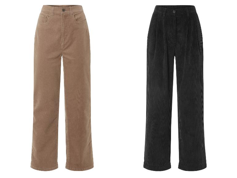 Deux pantalons en velours côtelé : un marron et un noir.