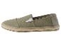 Chaussures plates en toile beige avec semelle en corde.