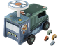 Camion jouet en bois avec volant et quatre petites voitures colorées.