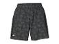 Short de sport gris foncé avec des empiècements latéraux noirs et un motif subtil.