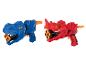 Deux jouets en plastique : un bleu en forme de dinosaure et un rouge en forme de rhinocéros.