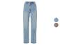 Jean bleu clair taille haute.