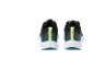 Une paire de chaussures de sport noires et turquoise avec des détails lime, vue de l'arrière.