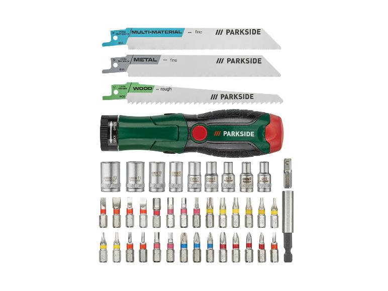 Ensemble d'outils avec tournevis, douilles, embouts et lames de scie pour bois, métal et multi-matériaux.