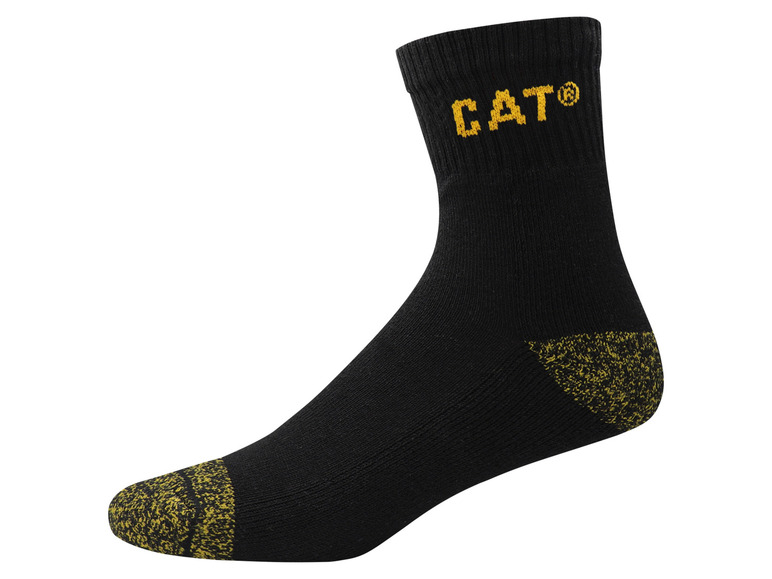 Des chaussettes CAT noires avec des accents jaunes.
