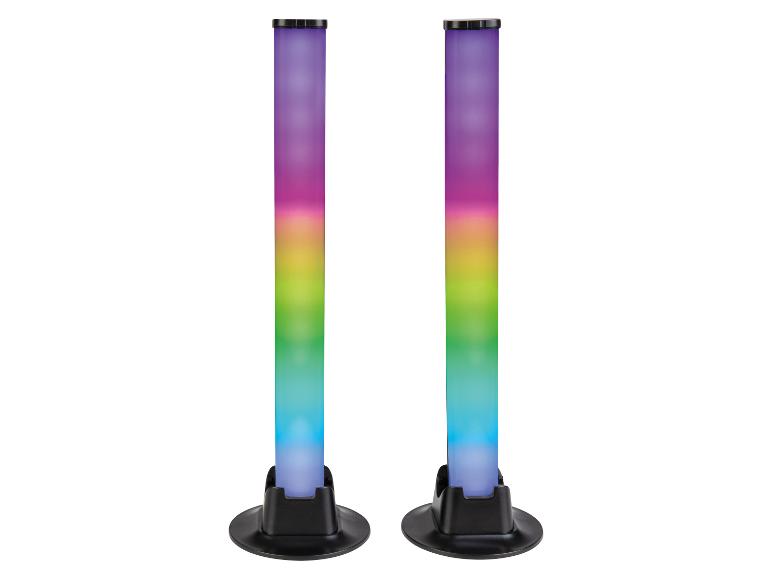 Deux lampes LED verticales avec un dégradé de couleurs du violet au bleu, sur fond blanc.