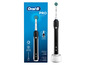 Une brosse à dents électrique Oral-B Pro Clean avec chargeur.