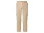 Pantalon chino beige pour homme avec fermeture boutonnée et zippée.