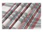 Tissu à motif écossais dans les tons de rouge, sarcelle et gris