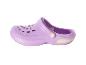 Sabot violet clair en plastique.