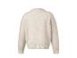 Pull en maille beige clair à col montant, vue de dos.