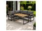 Canapé d'angle extérieur avec coussins gris foncé et table basse assortie à plateau en bois sur une terrasse.