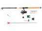 Un ensemble de canne à pêche Rocktrail Multi-X Feeder avec moulinet, accessoires et appât.