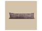 Long coussin avec motif de feuilles marron sur fond beige clair.