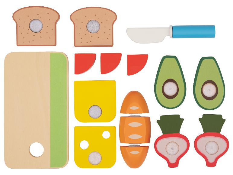 Ensemble de jouets en bois avec aliments et planche à découper