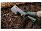 Hache et gants de jardinage Parkside.