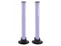 Deux lampes LED tubulaires violettes avec des bases noires.