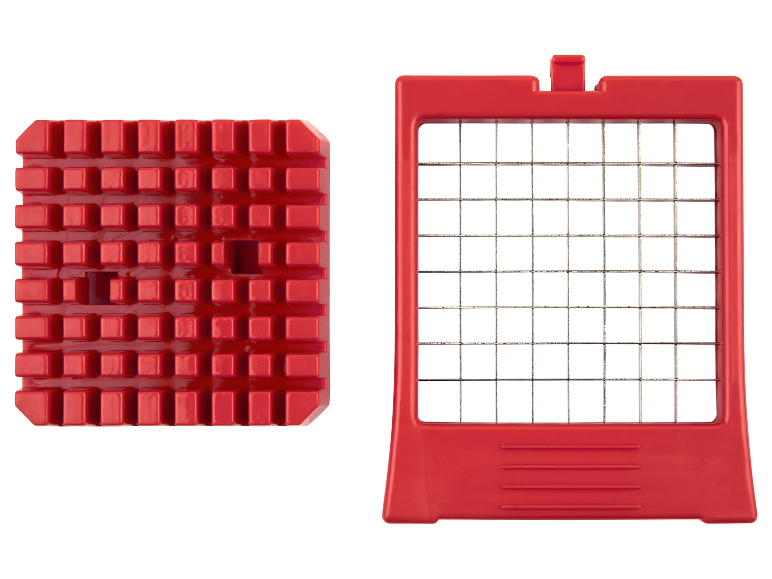 Deux accessoires rouges pour hachoir: un emporte-pièce et une grille.