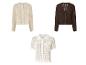 Trois cardigans en maille ajourée : deux à manches longues (beige et marron) et un à manches courtes (blanc).
