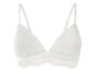 Soutien-gorge triangle blanc avec détails en dentelle.