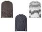 Deux chemises Henley à manches longues pour hommes en gris foncé et bleu, et une chemise à manches longues rayée blanc et noir.