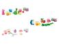 Play-Doh avec des figurines d'animaux et de fruits, y compris des pots de Play-Doh.