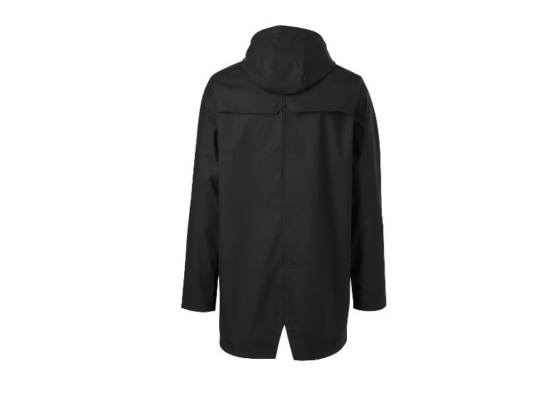 Imperméable noir à capuche, vue de dos.