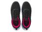 Une paire de baskets Crivit noires avec des détails roses.