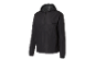 Une veste coupe-vent Puma noire à capuche.