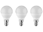 Trois ampoules LED à douille E14.