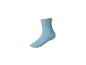 Une chaussette bleu clair avec un volant sur le dessus.