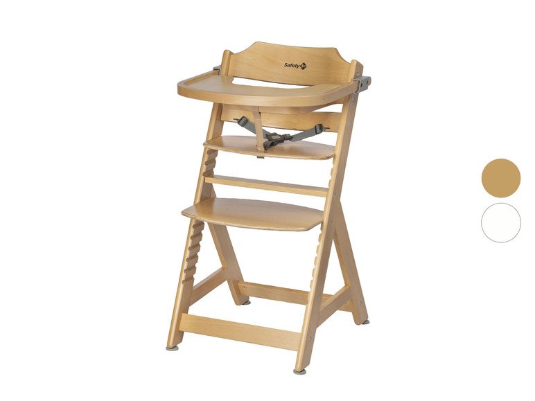 Une chaise haute en bois Safety 1st.