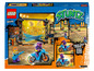 Ensemble Lego Stuntz avec des motos de cascade et une scène.