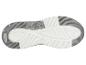 Semelle de basket blanche et grise avec motif de traction.