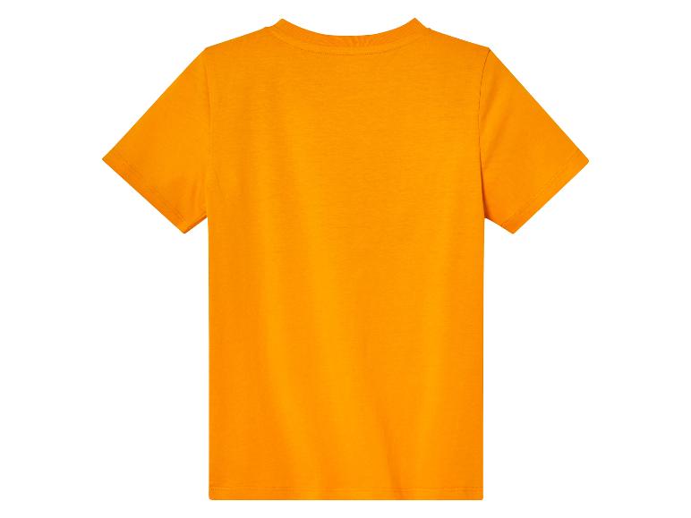 Un t-shirt orange uni.
